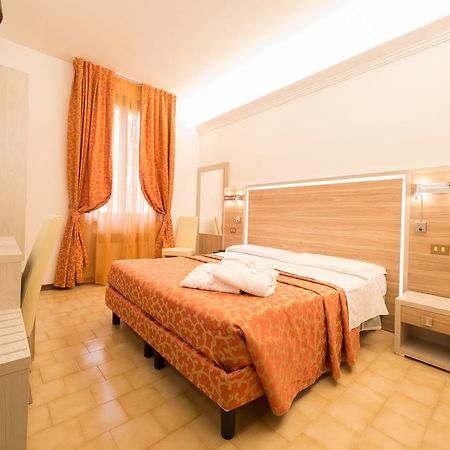 Hotel Carancini Salsomaggiore Terme Exteriör bild