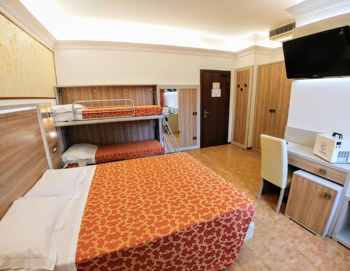 Hotel Carancini Salsomaggiore Terme Exteriör bild