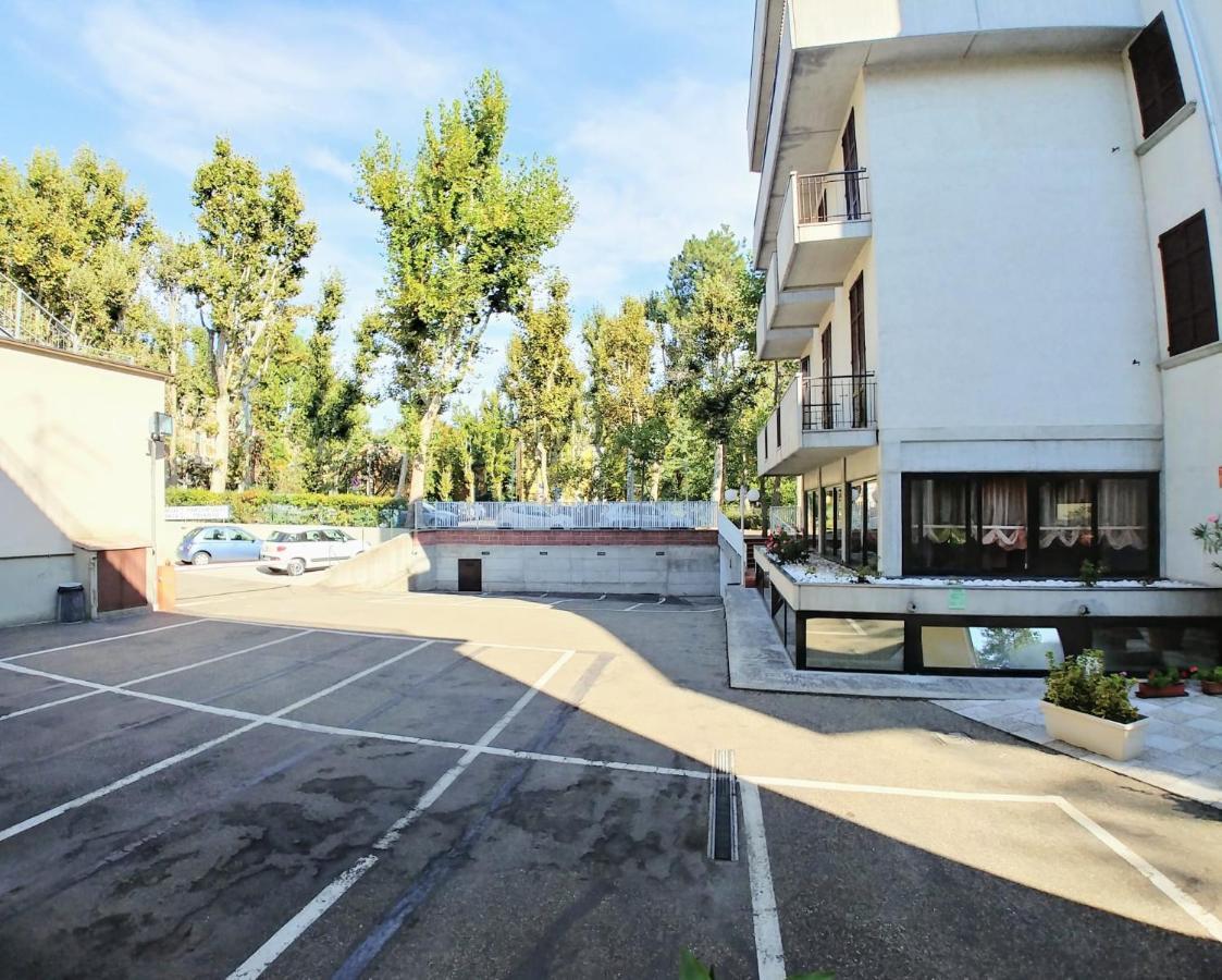 Hotel Carancini Salsomaggiore Terme Exteriör bild