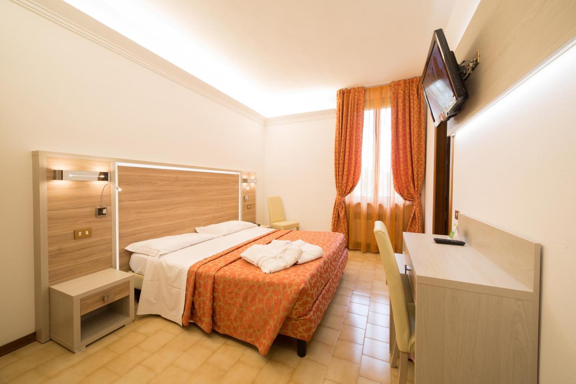 Hotel Carancini Salsomaggiore Terme Exteriör bild